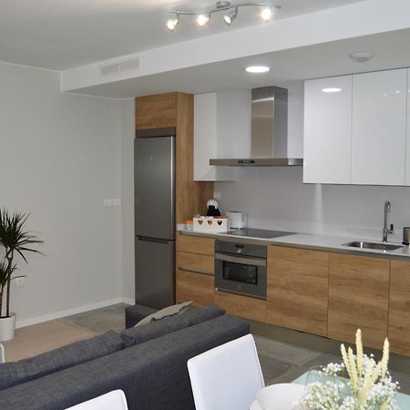 Apartamenticos Plaza Del Pilar I Saragossa Exterior foto