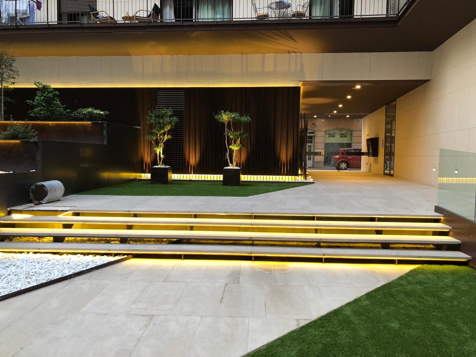 Apartamenticos Plaza Del Pilar I Saragossa Exterior foto
